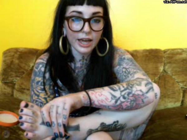 Whoa MissAdahlia is Hanging Out Live on Cam