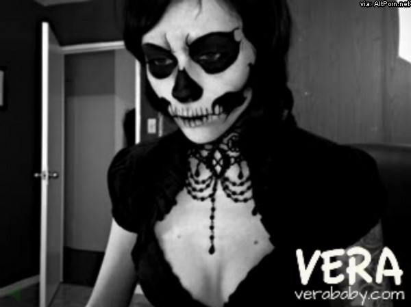 Deathly Gothic Beauty VeraBaby