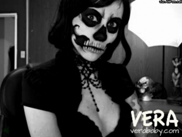 Deathly Gothic Beauty VeraBaby