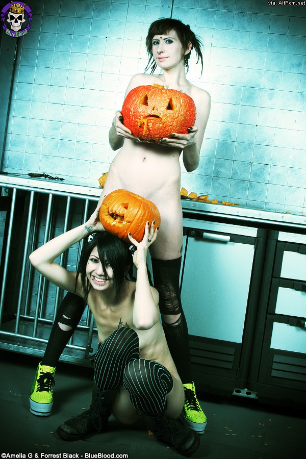 GothicSluts: Emo Teen Pumpkin Carving Slumber Party