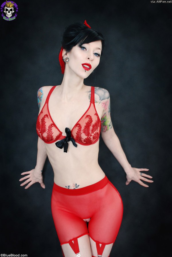 GothicSluts: Goth Babe Razor Candi in Hot Red Lingerie