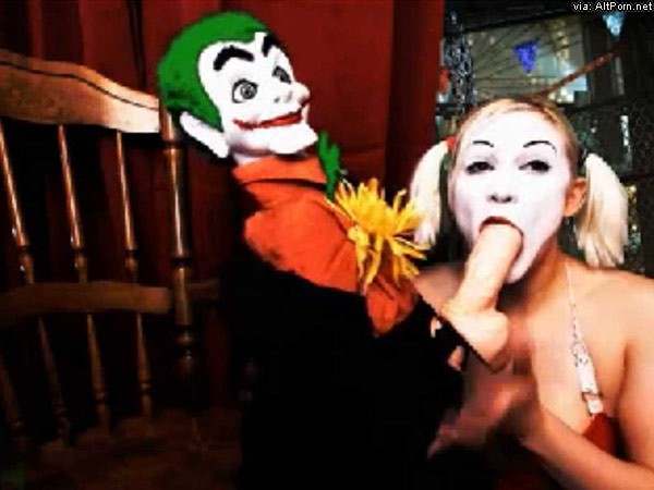 Veronica Chaos Insane Blowjob Show Harley Quinn Joker 
