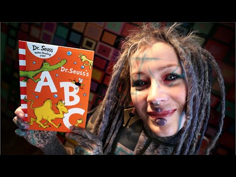Soft spoken Child Book reading // female ASMR bedtime // dr. seuss – abc