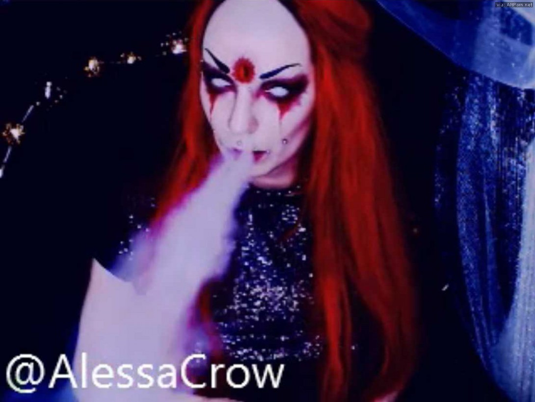 E MC Vagina Alessa Crow 