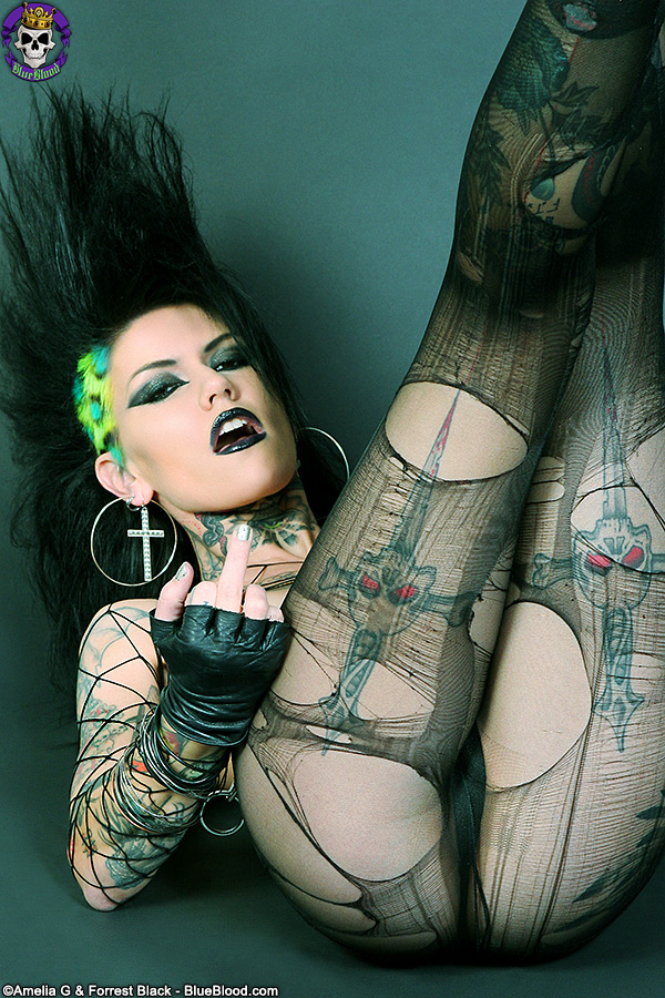 GothicSluts: Malice Is A Deathrock Seductress