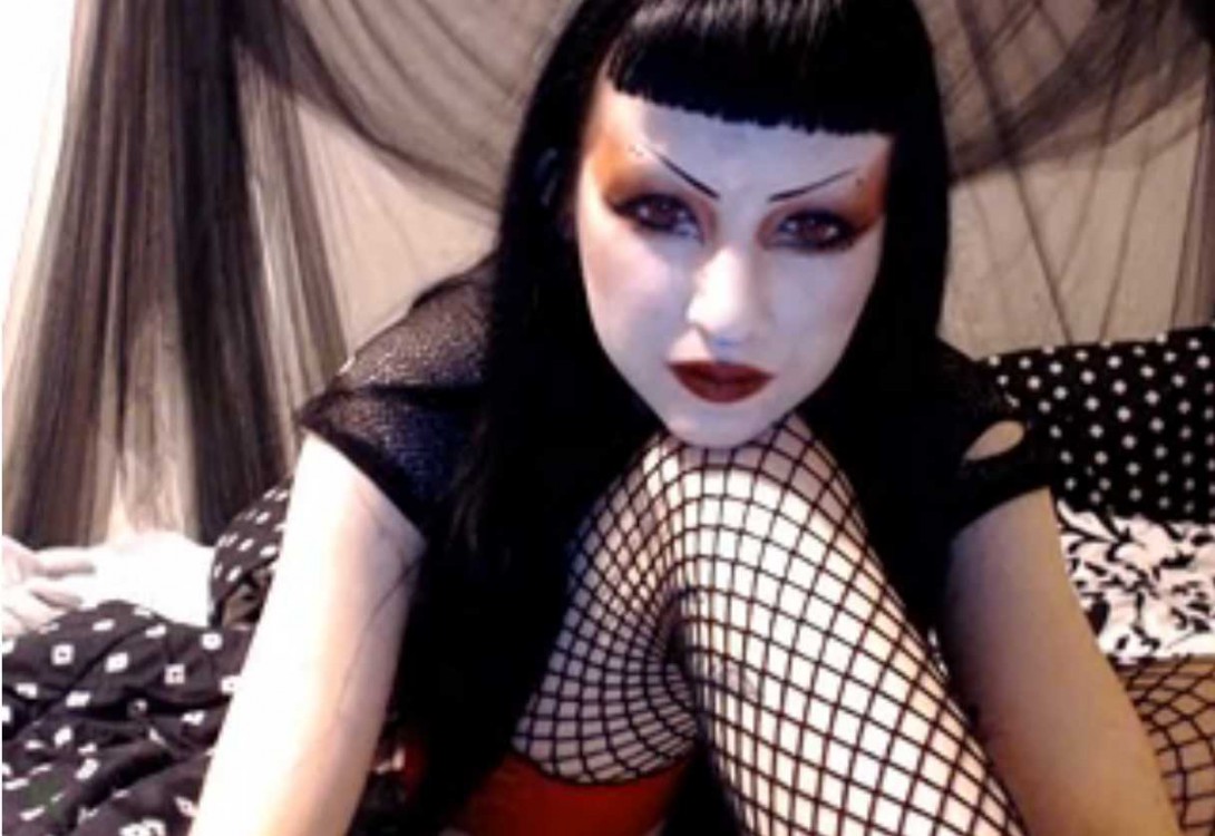 Vampire Goth Girl Poison Girl