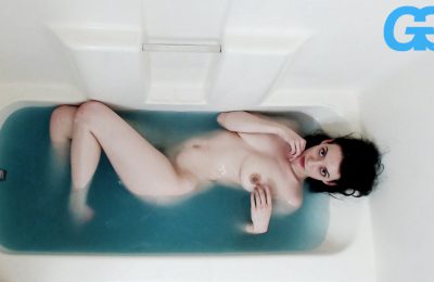 GodsGirls: Geneva’s Naughty Bath Time