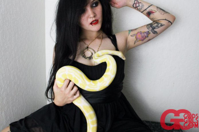 GodsGirls: Kvlt Is A Daring Snake Lover