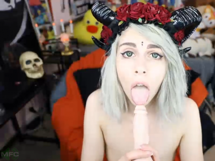 LunaLamb Is Stealing Your Soul With A Dildo In Her Mouth