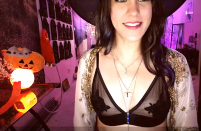SpoopyFairy Is A Sexy Pirate Witch Lady