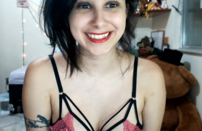 GweenBlack – Adorable Smile, Awesome Body!