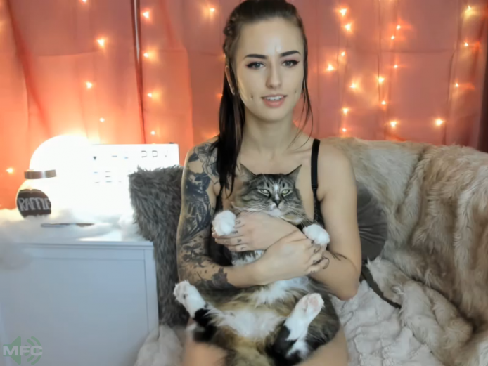OctaviaMay Has A Wonderful Smile And A Cute Kitty