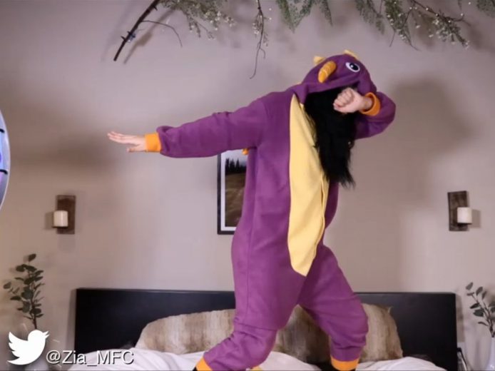 Zia_xo Is One Sexy Purple Dinosaur