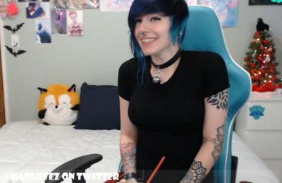 Miss_Mao Is The Gamer Girl Of Your Dreams