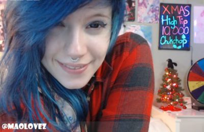 Miss_Mao Makes Flannel Sexy