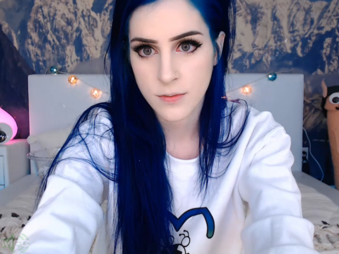 Kati3kat Is A Beautiful Blue-Haired Hottie
