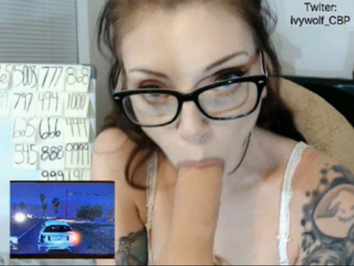 Game Night And Spankings With Ivy_Wolf