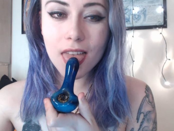 TheSweetWitch Fulfills Your Stoner Geek Girl Fantasies