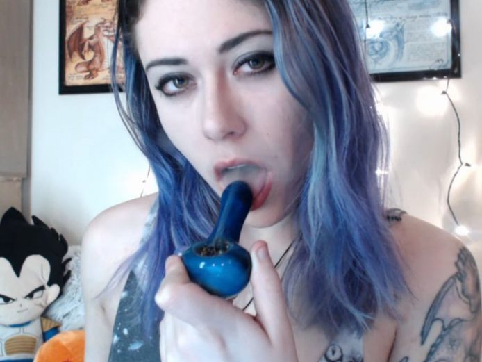 TheSweetWitch Fulfills Your Stoner Geek Girl Fantasies