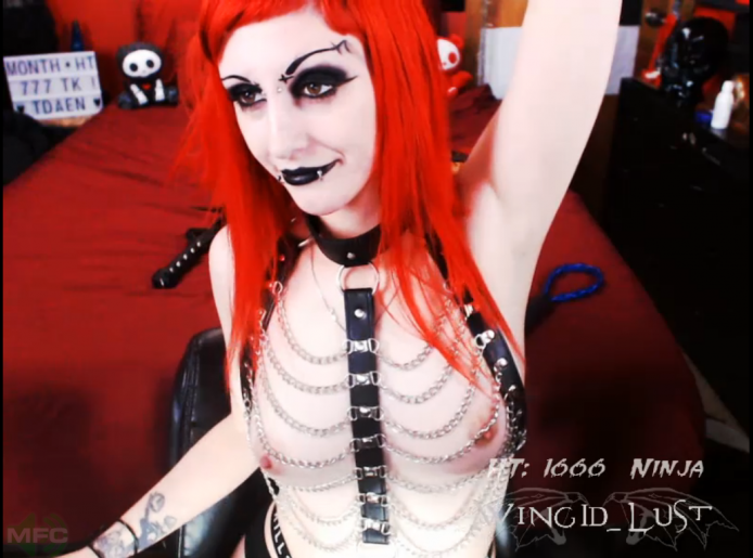 WingID_Lust Shows Off Her Chain Harness