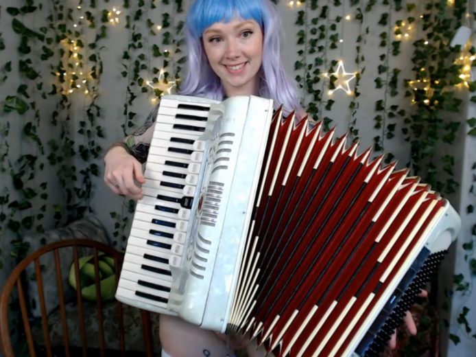 GoAskAlex How She Can Be So Hot While Playing An Accordion 
