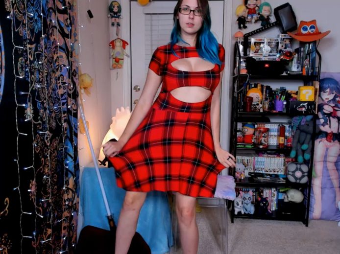 XFuukaX Strips Off Her Red Plaid Dress