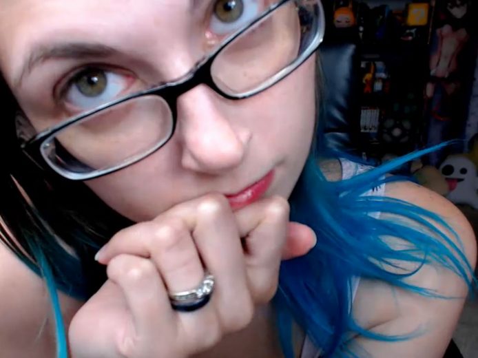 Geek Goddess XFuukaX Is Ready To Purr For You