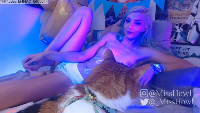 MissHowl Has The Booty And The Glow