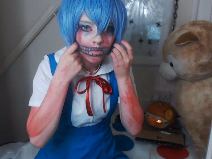 Spooky Cosplay Pumpkin Carving With Rei_Lark