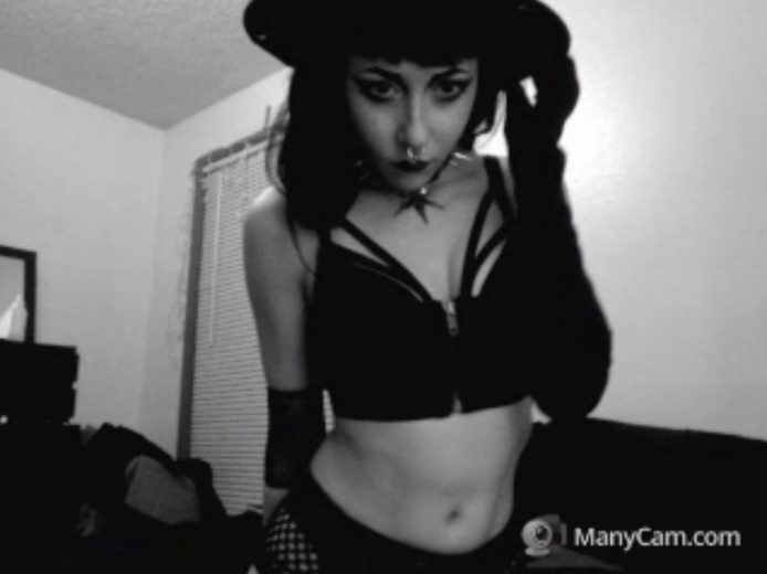 Lycia_Lilac Is Breathtaking In Black And White