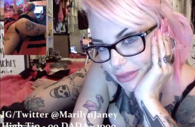 MarilynJane Lets You See Both Angles