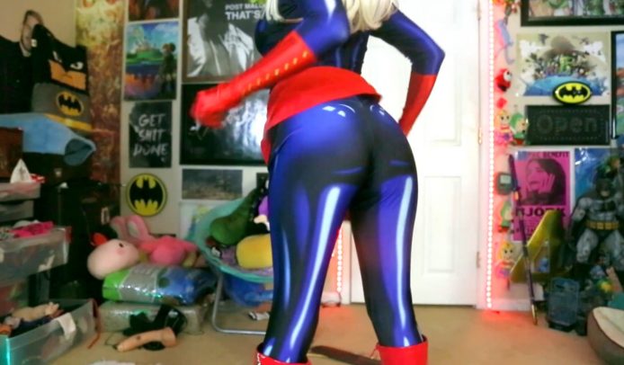 Goldengoddessxxx Is Quite The Marvel