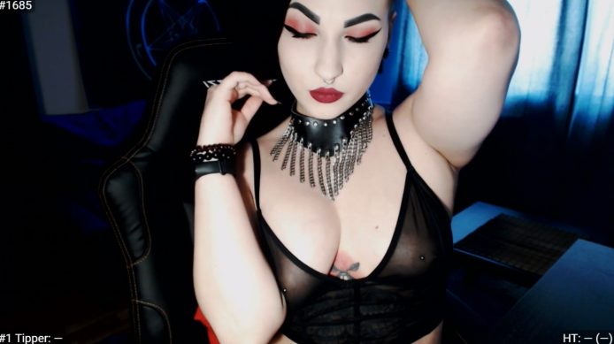 LeviTheWinter Is A Magnificent Metalhead Babe