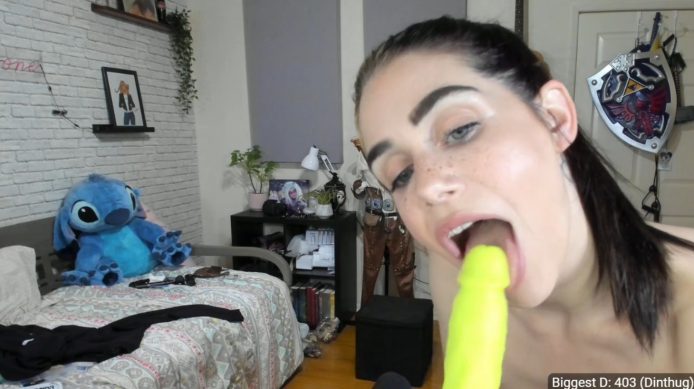 HackerGirl Gives Us A Very Bright Blowjob