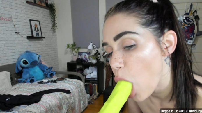 HackerGirl Gives Us A Very Bright Blowjob