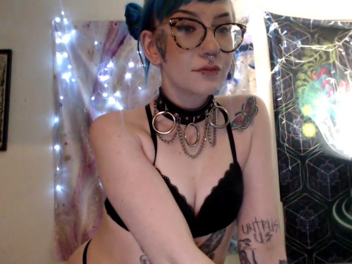 OddLilith Is Feeling Some Late Night Vibes