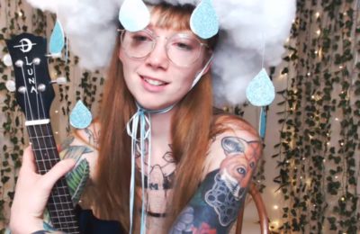 GoAskAlex Is A Sexy And Talented Raincloud