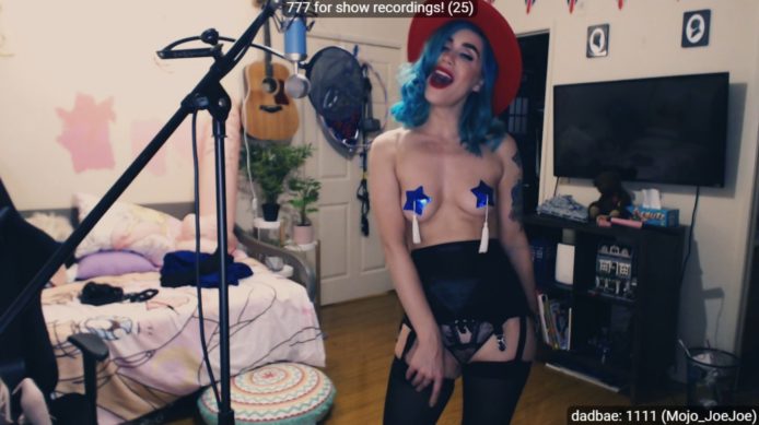 HackerGirl Gives Us A Sensual Serenade 