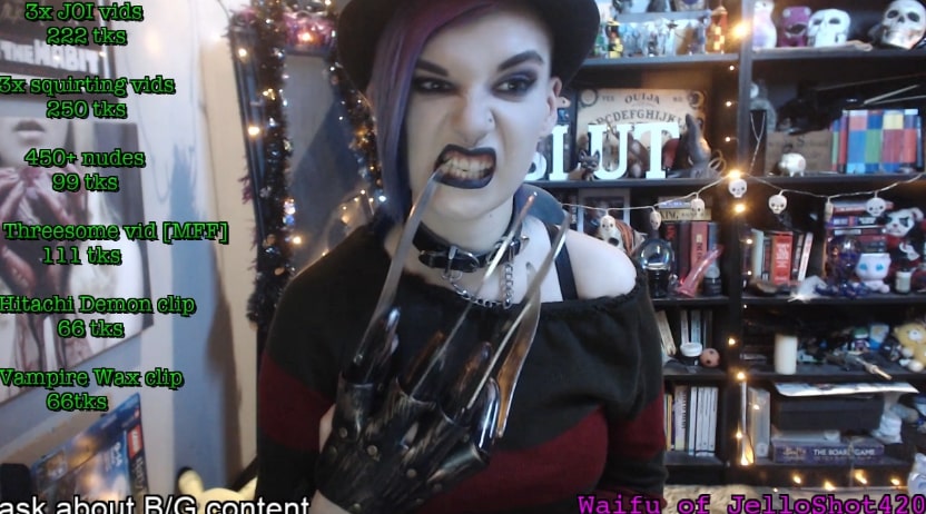 SlutPuppy6x Starts Her Cammiversary With Freddy Krueger And Some Tits
