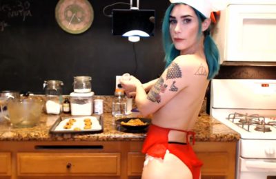 HackerGirl Heats Things Up In The Kitchen