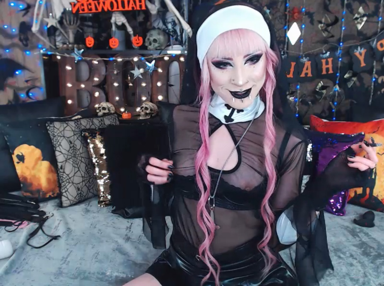 Naughty Nun Xandria_666 Wants To Be Punished For Her Sins