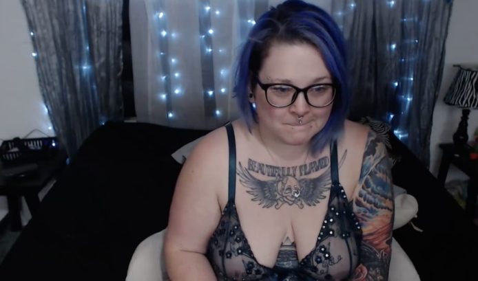 ButtercupSC3 Knows How To Tease In Lace