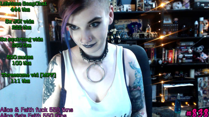 SlutPuppy6x Has Goth Her Titties Out For You