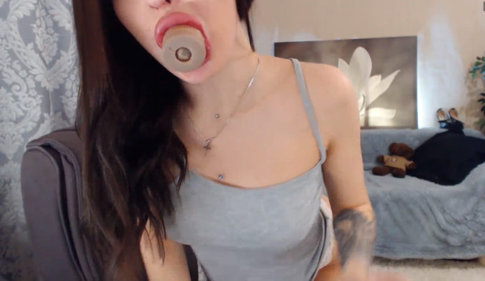 EmiliHots Makes A Whole Dildo Disappear Down her Throat