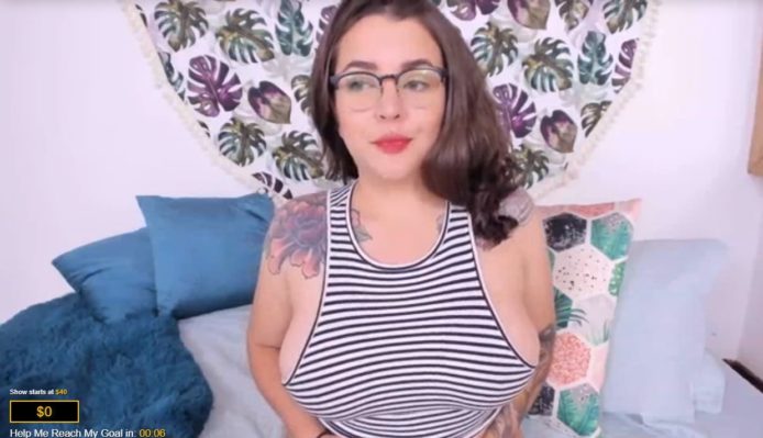 Busty EmmaaJazz Is Here To Tease