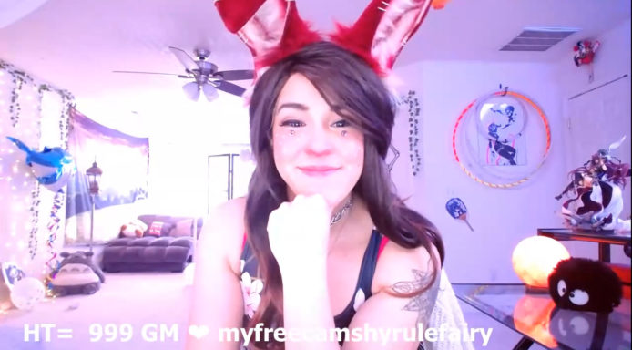 HyruleFairy Hops Her Way Into Our Day As An Adorable Easter Bunny