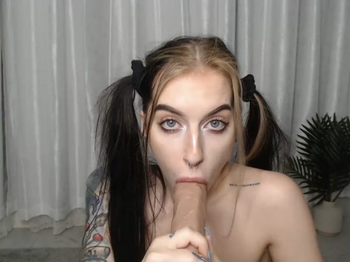 Get Baked With Cubbixoxo And Her Gorgeous Tits