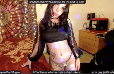 Cynpai Makes Her Ass Jiggle While Belly Dancing