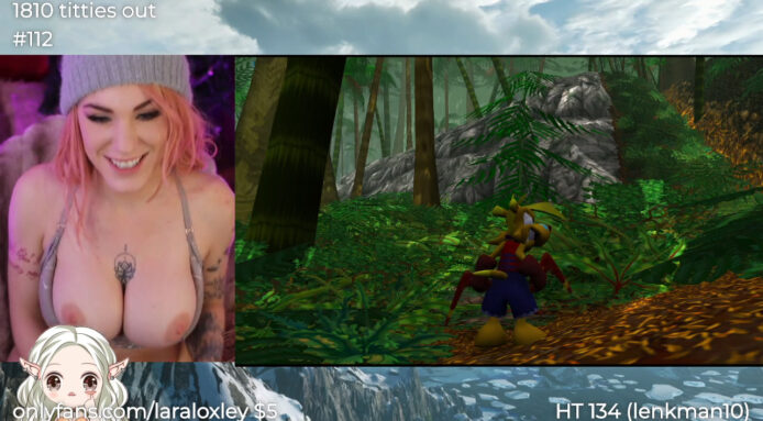 LaraLoxley Brings The Boobs And The Bumerangs While Playing Ty The Tasmanian Tiger