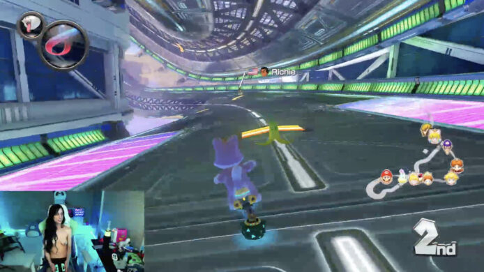 LexaLuv Zooms Away In Mario Kart